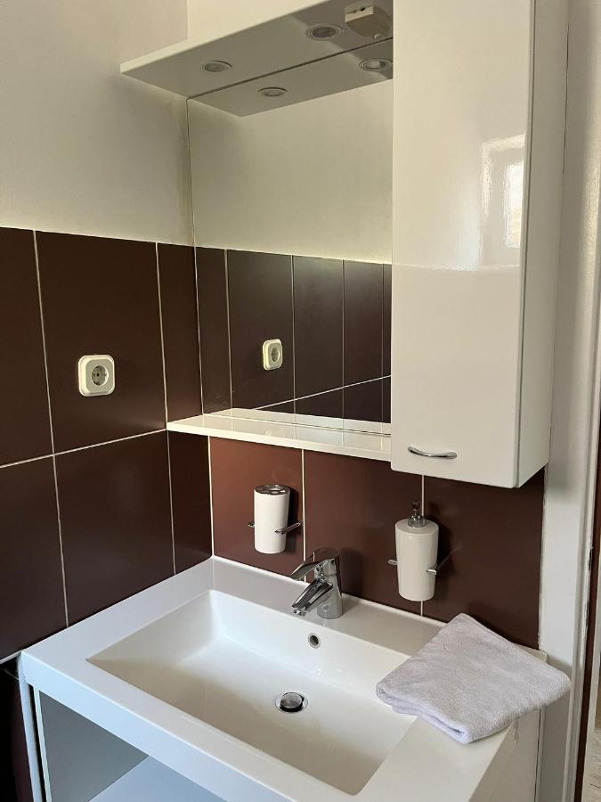 Romantic Apartments シベニク エクステリア 写真